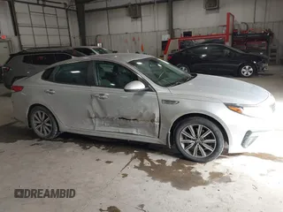 2019 Kia Optima LX with VIN 5XXGT4L39KG354118, listed as a IAAI auction lot 41621171 with 96,441 mi miles. Bid and sale history available at carsss.com. Image 13.
