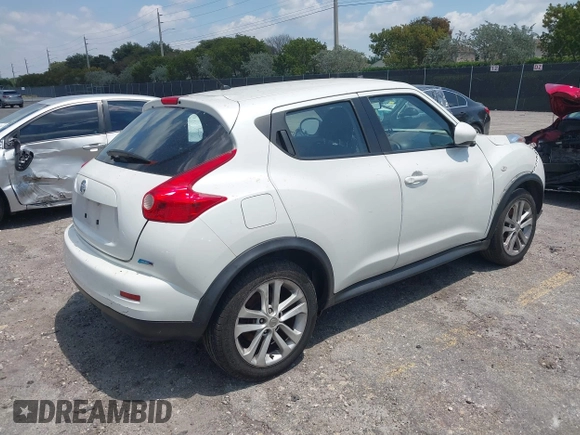 2013 Nissan Juke S with VIN JN8AF5MR2DT205370, listed as a IAAI auction lot 42055335 with 115,390 mi miles. Bid and sale history available at carsss.com. Image 4.