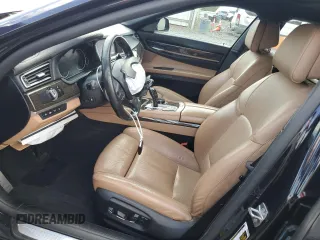 2015 BMW 7 Series 750i xDrive with VIN WBAYB6C58FD966084, listed as a Copart auction lot 61875325 with 159,616 mi miles and Salvage title. Bid and sale history available at DreamBid. Image 7.