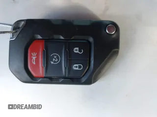 2022 Jeep Gladiator Rubicon z VIN 1C6JJTBG1NL163699, wystawiony jako IAAI lot #41014300 z przebiegiem Nie podano mil oraz . Historia ofert i sprzedaży dostępna na DreamBid. Obrazek 11.