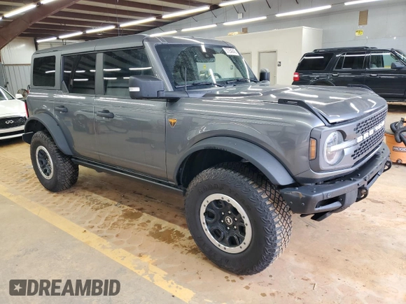 2021 Ford Bronco с VIN 1FMEE5DP9MLB06877, выставлен на аукционе Copart как лот 57254245 с пробегом 47 410 миль миль и Списание • Salvage title. История ставок и продаж доступна на DreamBid. Изображение 4.