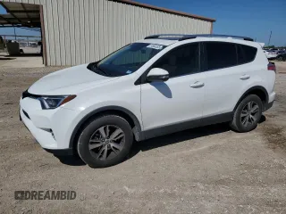 2018 Toyota RAV4 XLE with VIN JTMWFREV3JJ157552, listed as a Copart auction lot 51693335 with 100,907 mi miles and Salvage Title. Bid and sale history available at carsss.com. Image 1.