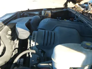 2005 Cadillac Escalade EXT with VIN 3GYEK62N25G291495, listed as a IAAI auction lot 43479336 with 136,336 mi miles and . Bid and sale history available at DreamBid. Image 12.