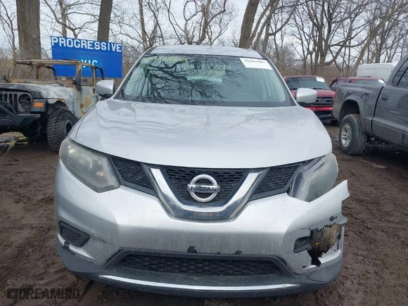 2016 Nissan Rogue SV with VIN 5N1AT2MV9GC886787, listed as a IAAI auction lot 41642909 with 194,620 mi miles. Bid and sale history available at carsss.com. Image 12.