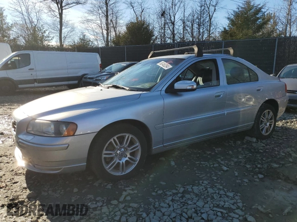 2008 Volvo S60 2.5T with VIN YV1RH592482689732, listed as a Copart auction lot 86346284 with 122,938 mi miles and Salvage Title. Bid and sale history available at carsss.com. Image 1.