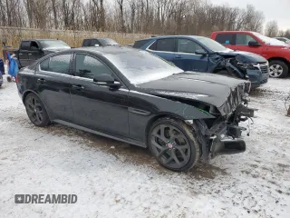 2019 Jaguar XE with VIN SAJAP4GX1KCP45496, listed as a Copart auction lot 42510005 with 92,034 mi miles and Clean Title. Bid and sale history available at DreamBid. Image 4.