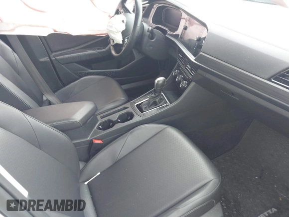 2020 Volkswagen Jetta SEL with VIN 3VWEB7BU9LM013708, listed as a IAAI auction lot 42310338 with 43,259 mi miles and . Bid and sale history available at DreamBid. Image 5.