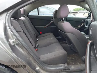 2006 Pontiac G6 1SV z VIN 1G2ZF55B064173939, wystawiony jako IAAI lot #42371852 z przebiegiem 184 690 mil mil oraz . Historia ofert i sprzedaży dostępna na DreamBid. Obrazek 8.