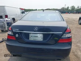 2007 Mercedes-Benz S 550 с VIN WDDNG71X47A108623, выставлен на аукционе IAAI как лот 42395736 с пробегом 192 584 миль миль и . История ставок и продаж доступна на DreamBid. Изображение 17.