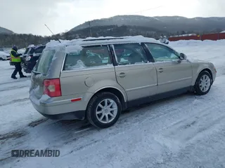 2004 Volkswagen Passat GLS z VIN WVWVD63B14E178308, wystawiony jako IAAI lot #41346616 z przebiegiem 188 238 mil mil oraz . Historia ofert i sprzedaży dostępna na DreamBid. Obrazek 4.