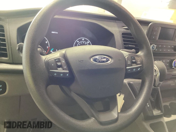 2023 Ford Transit Cargo с VIN 1FTBR1X80PKC02478, выставлен на аукционе IAAI как лот 42791988 с пробегом 40 987 миль миль и . История ставок и продаж доступна на DreamBid. Изображение 20.