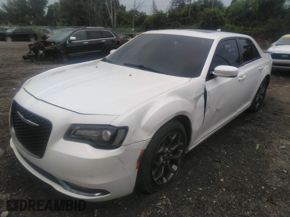 2016 Chrysler 300 S z VIN 2C3CCAGG1GH274296, wystawiony jako IAAI lot #40455490 z przebiegiem 142 235 mil mil oraz . Historia ofert i sprzedaży dostępna na DreamBid. Obrazek 2.
