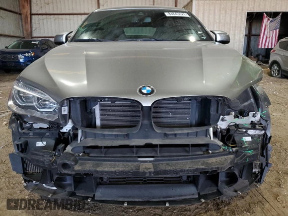 2019 BMW X6 M with VIN 5YMKW8C54KLR38377, listed as a Copart auction lot 84643024 with 47,556 mi miles and Salvage Title. Bid and sale history available at carsss.com. Image 5.