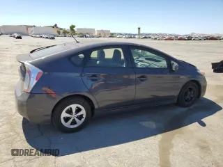 2014 Toyota Prius Four with VIN JTDKN3DUXE1766733, listed as a Copart auction lot 61603165 with 113,390 mi miles and Salvage title. Bid and sale history available at DreamBid. Image 3.