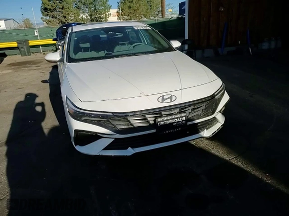 2024 Hyundai Elantra SEL z VIN KMHLS4DG0RU783442, wystawiony jako Copart lot #54518255 z przebiegiem 2 927 mil mil oraz Szkoda całkowita • Salvage title. Historia ofert i sprzedaży dostępna na DreamBid. Obrazek 11.