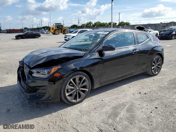 2020 Hyundai Veloster 2.0 with VIN KMHTG6AF5LU030585, listed as a Copart auction lot 67114883 with 25,577 mi miles. Bid and sale history available at carsss.com. Image 1.