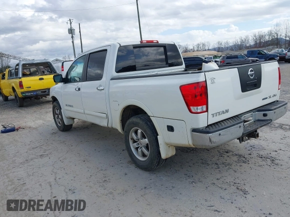 2011 Nissan Titan Pro-4X z VIN 1N6BA0EC8BN307959, wystawiony jako IAAI lot #41837097 z przebiegiem 160 672 mil mil oraz . Historia ofert i sprzedaży dostępna na DreamBid. Obrazek 3.