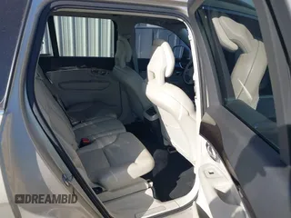 2016 Volvo XC90 T6 Momentum with VIN YV4A22PK5G1071505, listed as a IAAI auction lot 41702501 with 154,679 mi miles. Bid and sale history available at carsss.com. Image 8.