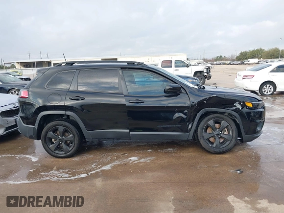 2020 Jeep Cherokee Latitude Plus with VIN 1C4PJLLB8LD611093, listed as a IAAI auction lot 41498284 with 27,613 mi miles. Bid and sale history available at carsss.com. Image 14.