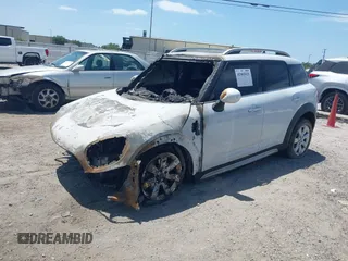 2019 MINI Countryman Cooper z VIN WMZYS7C50K3F46041, wystawiony jako IAAI lot #42085025 z przebiegiem Nie podano mil oraz . Historia ofert i sprzedaży dostępna na DreamBid. Obrazek 2.