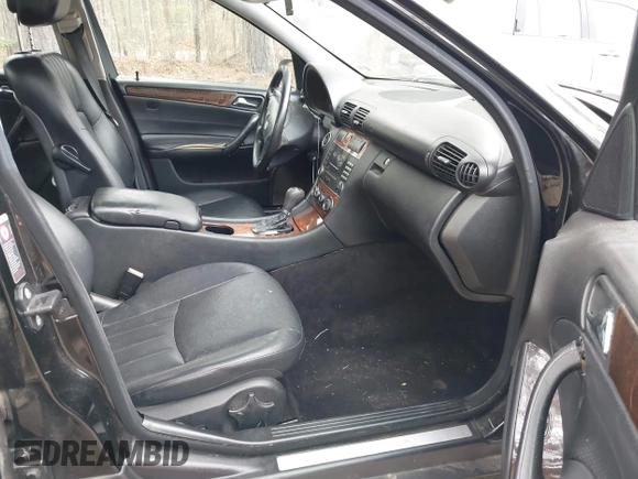 2006 Mercedes-Benz C 280 Luxury with VIN WDBRF92H26F769133, listed as a IAAI auction lot 41956583 with 196,593 mi miles and . Bid and sale history available at DreamBid. Image 5.