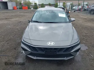 2024 Hyundai Elantra SEL with VIN KMHLM4DG0RU664025, listed as a IAAI auction lot 41955802 with 38,820 mi miles. Bid and sale history available at carsss.com. Image 12.
