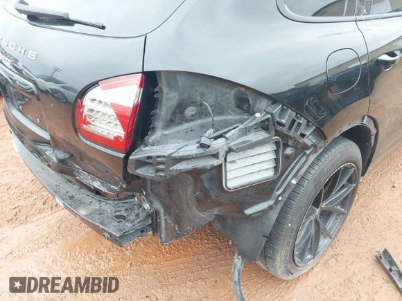 2014 Porsche Cayenne с VIN WP1AA2A28ELA93500, выставлен на аукционе IAAI как лот 42269929 с пробегом 143 528 миль миль и . История ставок и продаж доступна на DreamBid. Изображение 19.