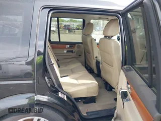 2011 Land Rover LR4 HSE with VIN SALAG2D46BA571488, listed as a IAAI auction lot 42134925 with 104,430 mi miles and . Bid and sale history available at DreamBid. Image 8.