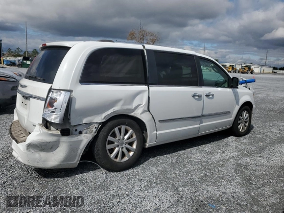 2016 Chrysler Town & Country Limited Platinum with VIN 2C4RC1GG8GR215732, listed as a Copart auction lot 46291215 with 118,192 mi miles and Salvage Title. Bid and sale history available at carsss.com. Image 3.