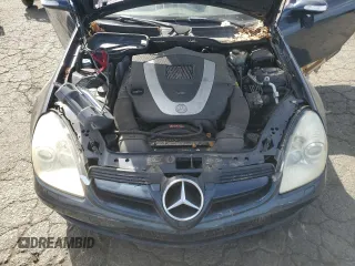 2006 Mercedes-Benz SLK-Class 3.0L with VIN WDBWK54F96F110307, listed as a Copart auction lot 75330744 with 136,680 mi miles and Clean Title. Bid and sale history available at carsss.com. Image 11.