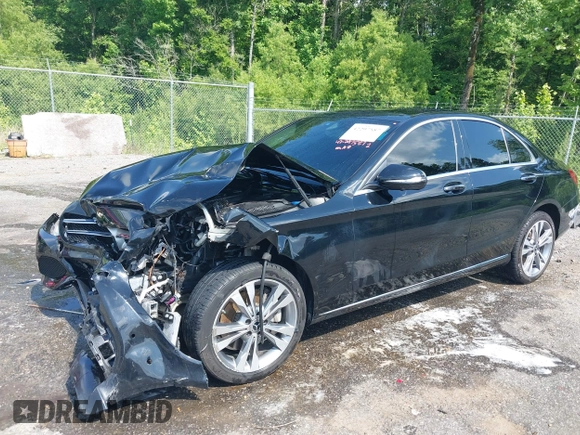 2017 Mercedes-Benz C 300 with VIN 55SWF4KBXHU213144, listed as a IAAI auction lot 42297587 with 152,694 mi miles and . Bid and sale history available at DreamBid. Image 18.