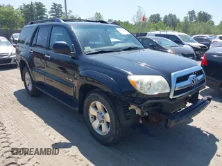 2006 Toyota 4Runner SR5 z VIN JTEBU14R868054521, wystawiony jako IAAI lot #42405745 z przebiegiem 179 069 mil mil oraz . Historia ofert i sprzedaży dostępna na DreamBid. Obrazek 1.