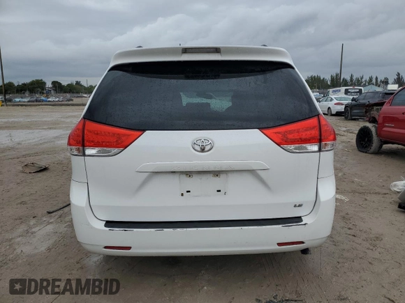 2014 Toyota Sienna LE AAS with VIN 5TDKK3DC8ES499840, listed as a Copart auction lot 46576365 with 3,731 mi miles and Non repairable. Bid and sale history available at DreamBid. Image 6.