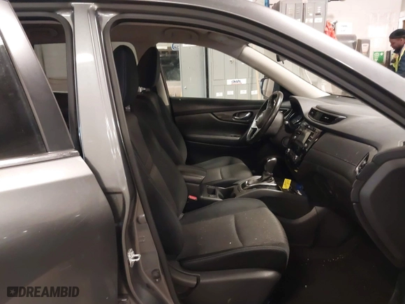 2017 Nissan Rogue SL with VIN JN8AT2MV2HW272009, listed as a IAAI auction lot 42020984 with 98,281 mi miles. Bid and sale history available at carsss.com. Image 5.