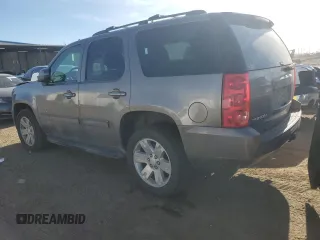 2011 GMC Yukon SLE with VIN 1GKS2AE0XBR381263, listed as a Copart auction lot 86322264 with 124,145 mi miles and Salvage Title. Bid and sale history available at carsss.com. Image 2.