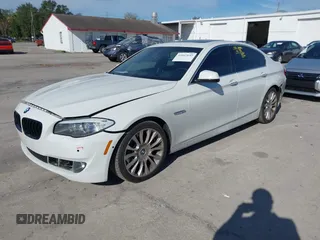 2013 BMW 5 Series 535i with VIN WBAFR7C59DC827660, listed as a IAAI auction lot 41047642 with 131,917 mi miles and . Bid and sale history available at DreamBid. Image 18.