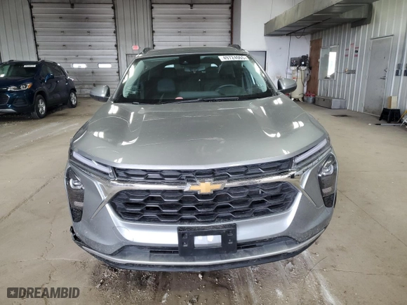 2024 Chevrolet Trax LT with VIN KL77LHE28RC080199, listed as a Copart auction lot 49724065 with 30,744 mi miles and Salvage Title. Bid and sale history available at carsss.com. Image 5.