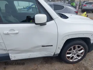 2015 Jeep Renegade Latitude with VIN ZACCJABT0FPB65587, listed as a IAAI auction lot 41913717 with 116,830 mi miles. Bid and sale history available at carsss.com. Image 17.