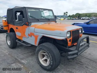 1991 Jeep Wrangler with VIN 2J4FY29SXMJ105443, listed as a IAAI auction lot 41964359 with 1,674,923 mi miles. Bid and sale history available at carsss.com. Image 1.