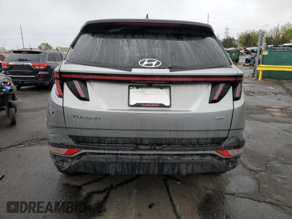2023 Hyundai Tucson SEL z VIN 5NMJBCAE1PH195028, wystawiony jako Copart lot #53737085 z przebiegiem 61 640 mil mil oraz Szkoda całkowita • Salvage title. Historia ofert i sprzedaży dostępna na DreamBid. Obrazek 6.