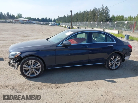 2017 Mercedes-Benz C 300 with VIN 55SWF4KB5HU230272, listed as a IAAI auction lot 42113872 with 35,807 mi miles and . Bid and sale history available at carsss.com. Image 15.