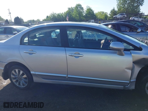 2011 Honda Civic EX-L z VIN 19XFA1F94BE023696, wystawiony jako IAAI lot #42217720 z przebiegiem 122 327 mil mil oraz . Historia ofert i sprzedaży dostępna na DreamBid. Obrazek 13.