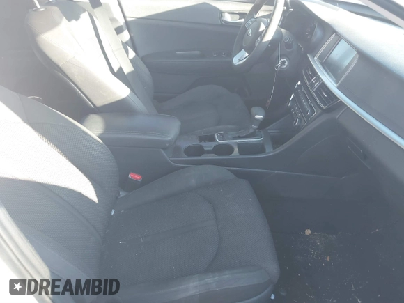 2019 Kia Optima LX with VIN 5XXGT4L39KG280991, listed as a IAAI auction lot 41639322 with 107,039 mi miles. Bid and sale history available at carsss.com. Image 5.