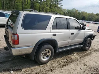 2000 Toyota 4Runner with VIN JT3GM84R9Y0056609, listed as a Copart auction lot 51714895 with 0 mi miles and Salvage Title. Bid and sale history available at carsss.com. Image 3.