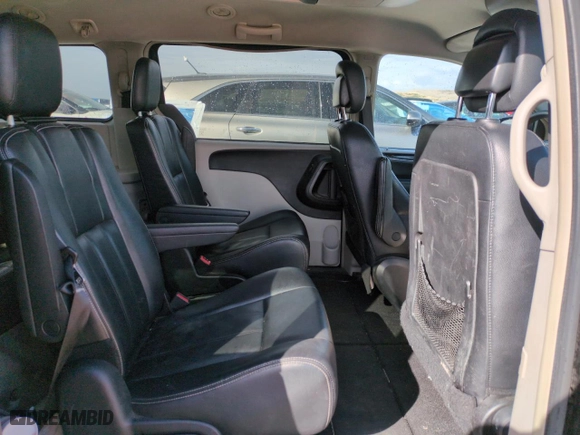 2015 Chrysler Town & Country Touring with VIN 2C4RC1BG0FR751421, listed as a Copart auction lot 45763955 with 116,926 mi miles and Salvage Title. Bid and sale history available at carsss.com. Image 11.