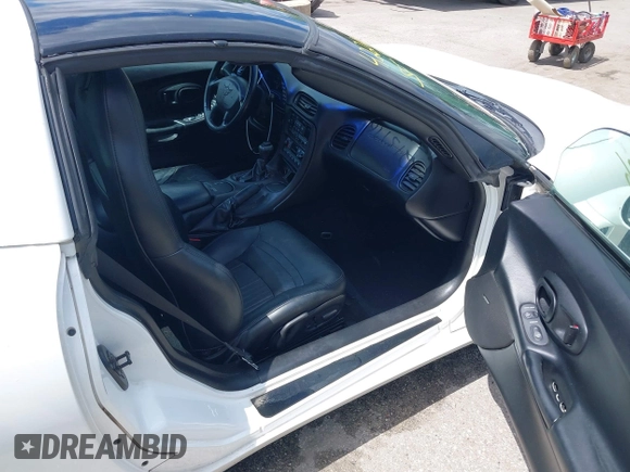 2004 Chevrolet Corvette with VIN 1G1YY22GX45107253, listed as a IAAI auction lot 42213996 with 169,178 mi miles and . Bid and sale history available at DreamBid. Image 5.