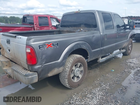 2011 Ford F-250 XL with VIN 1FT7W2BT7BEA61173, listed as a IAAI auction lot 42385014 with 158,574 mi miles and . Bid and sale history available at DreamBid. Image 4.