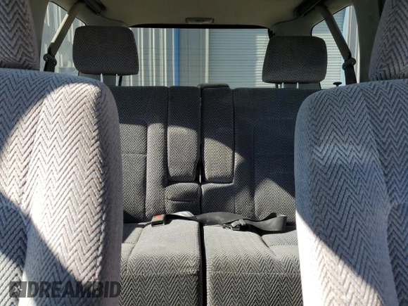 1996 Honda CR-V with VIN RD11096155, listed as a Copart auction lot 59189215 with 129,069 mi miles and Salvage title. Bid and sale history available at DreamBid. Image 10.