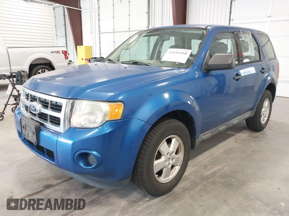 2011 Ford Escape XLS z VIN 1FMCU9C72BKB65226, wystawiony jako IAAI lot #42694360 z przebiegiem 169 375 mil mil oraz . Historia ofert i sprzedaży dostępna na DreamBid. Obrazek 2.