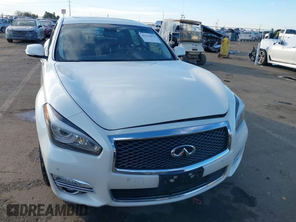 2016 Infiniti Q70 with VIN JN1EY1APXGM470039, listed as a IAAI auction lot 41331470 with 62,831 mi miles and . Bid and sale history available at DreamBid. Image 12.
